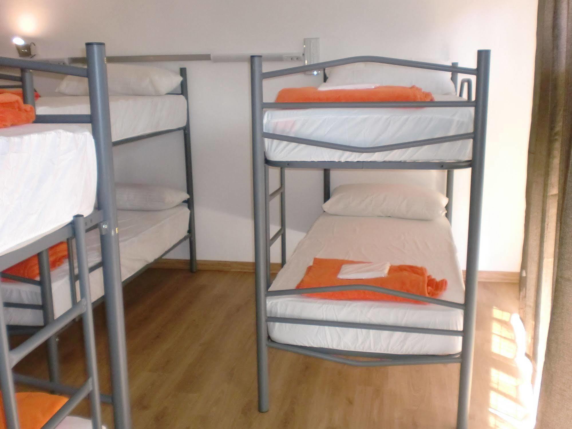 Albergue Monterrey Saint-Jacques-de-Compostelle Extérieur photo
